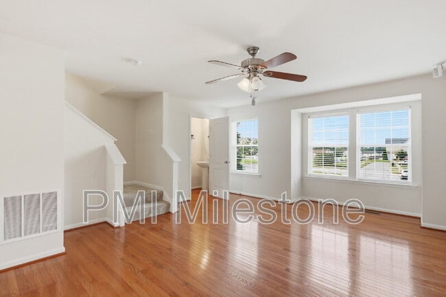 Building Photo - 100 Bertelli Ct