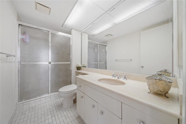 Building Photo - 19707 Turnberry Way