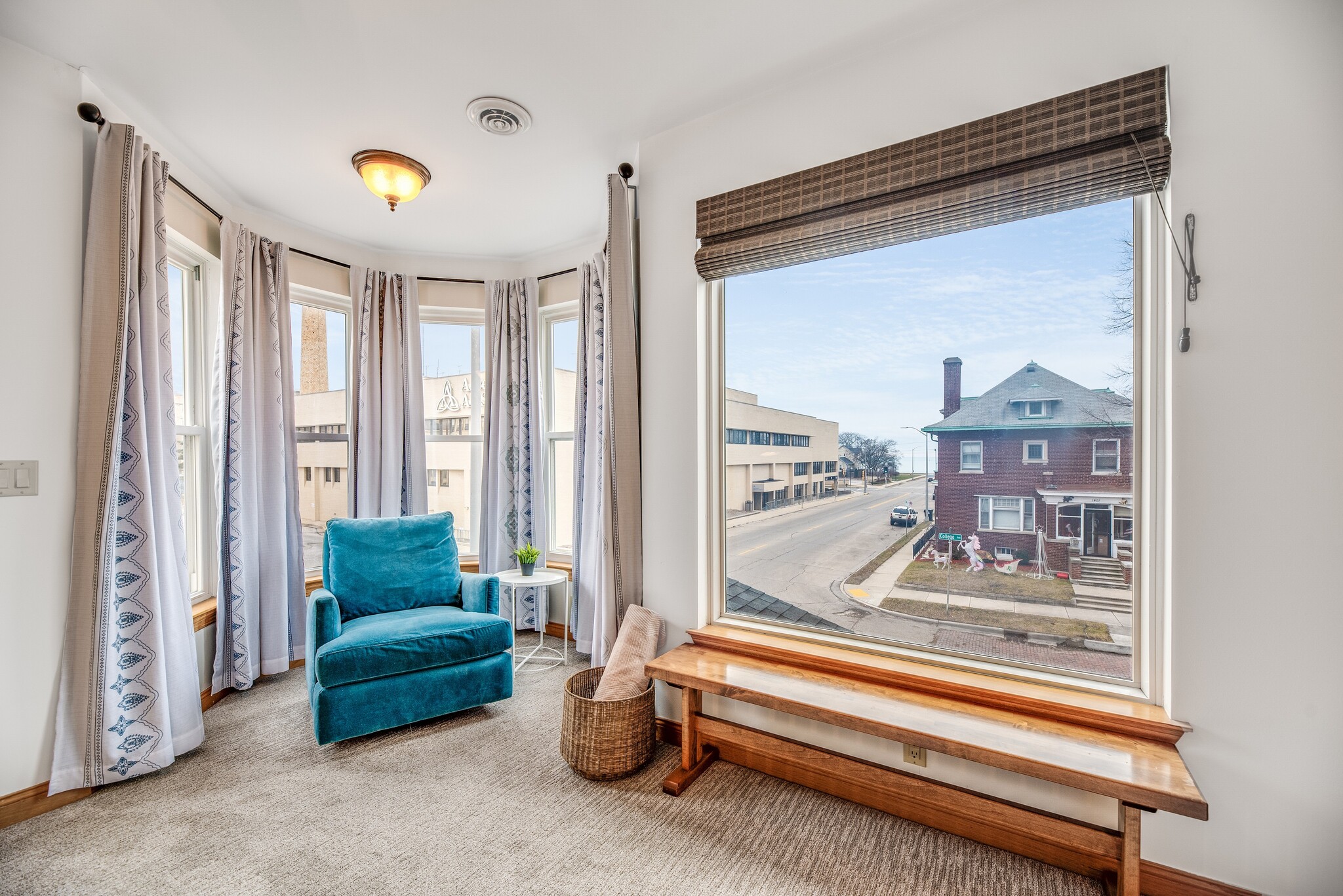 Building Photo - 1400 College Ave