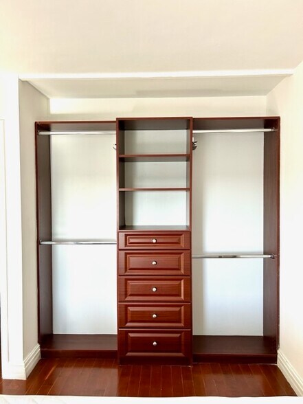 Building Photo - 4015 Bayshore Blvd