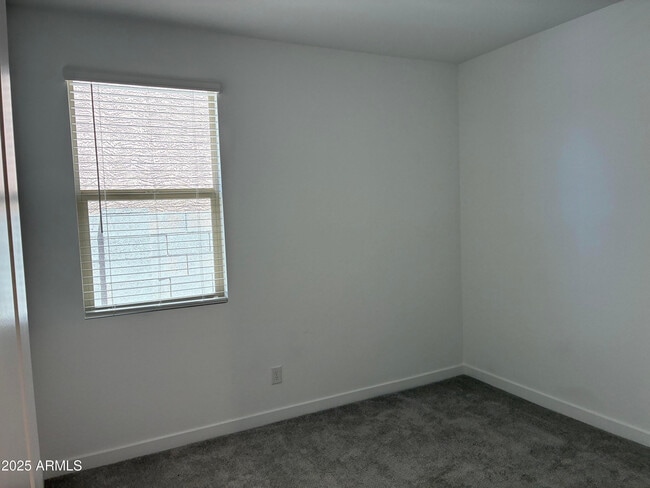 Building Photo - 16878 W Diana Ave