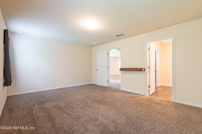 Building Photo - 2446 Oak Stream Dr
