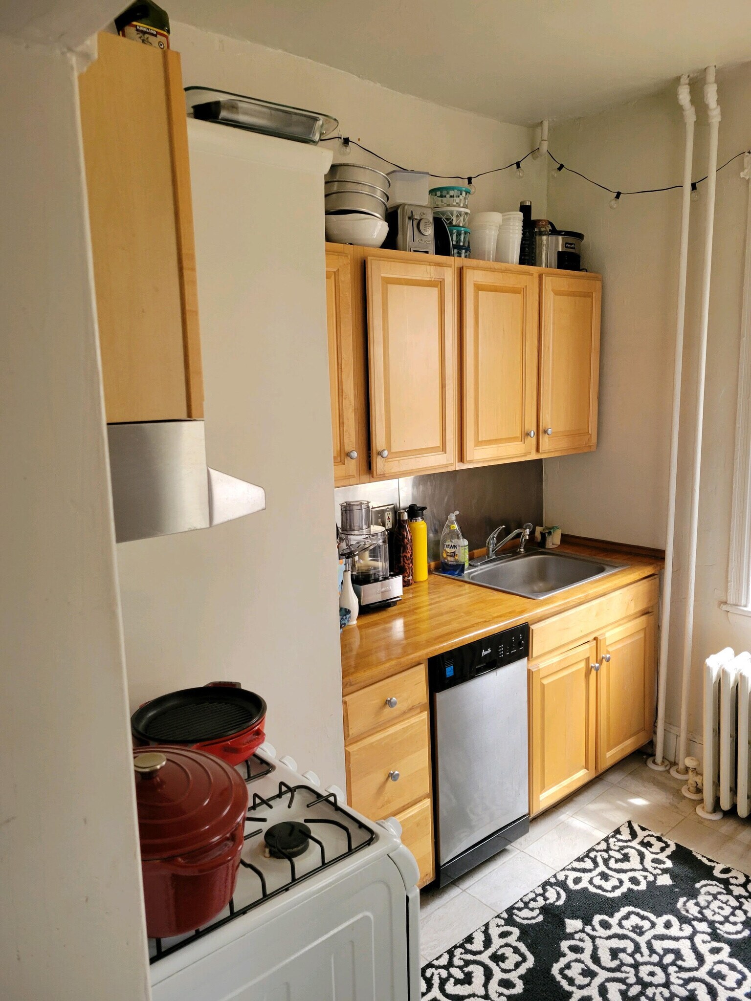 Kitch. - 745 S 4th St