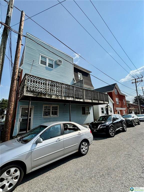 Building Photo - 210 E Main St