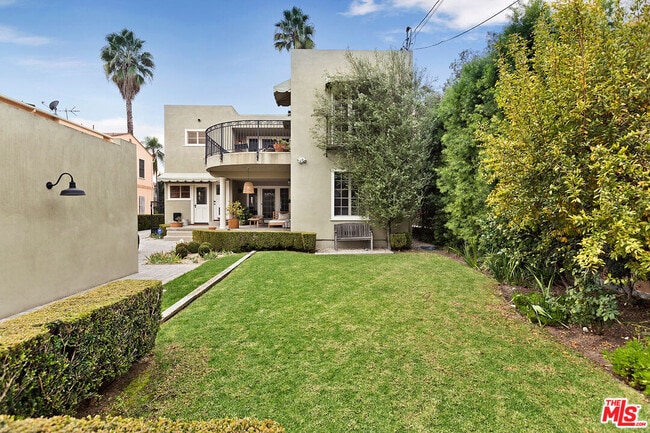 Building Photo - 614 Beachwood Dr