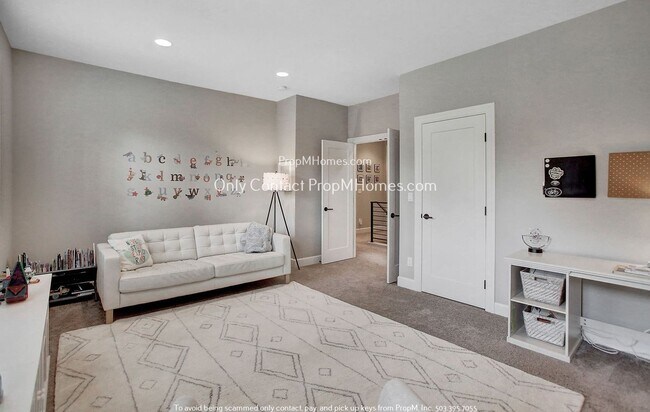 Building Photo - Stunning & Beautiful Four Bedroom Home In ...