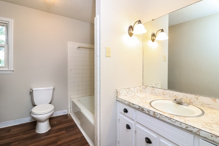 Building Photo - 4910 Old Briar Trail