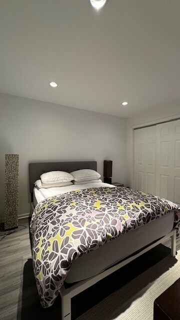 Building Photo - 2142 W Monroe St