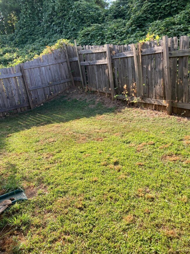 Building Photo - Wind Gate Lane