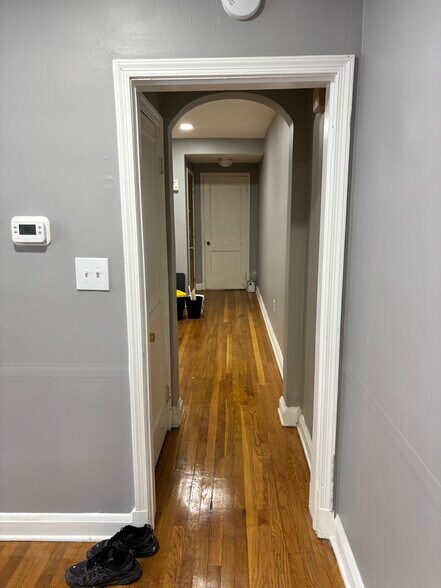 Building Photo - 4514 Saint Georges Ave