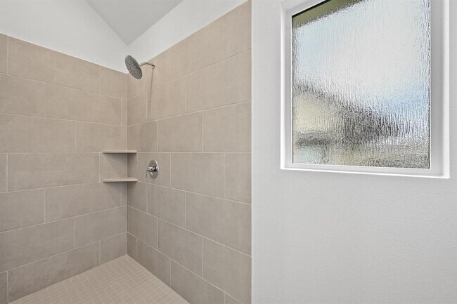 Building Photo - 1613 Dove Rnch Rd