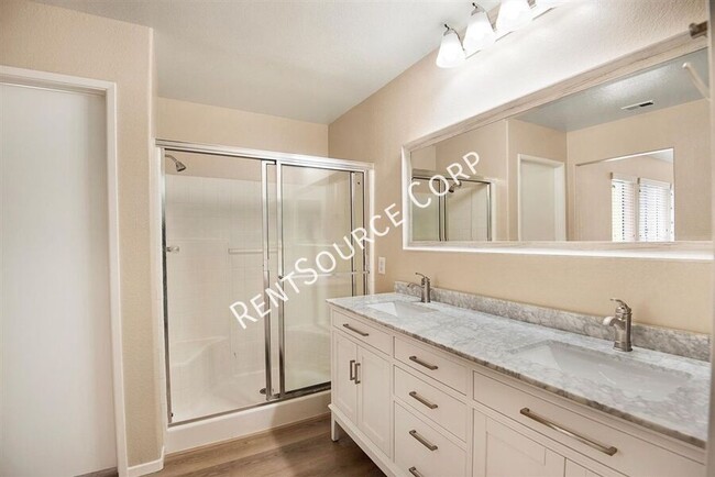 Building Photo - 30309 Marigold Cir