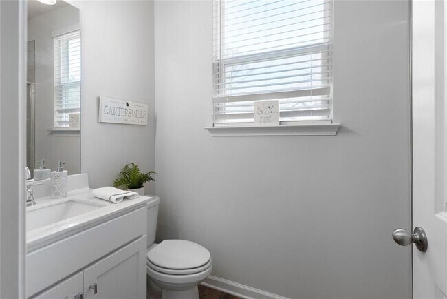 Building Photo - 29 Laurelwood Ln