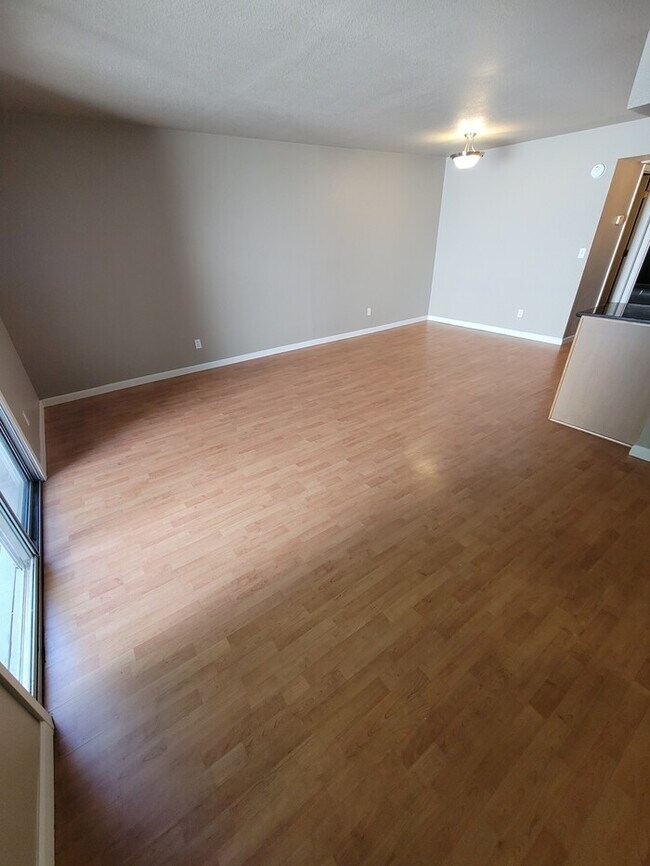 Building Photo - 2/2 Condo for rent near 7th Ave & Camelback