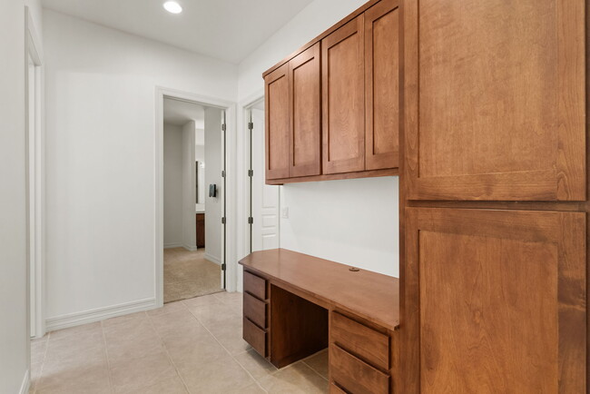 Building Photo - 22463 N 54th St