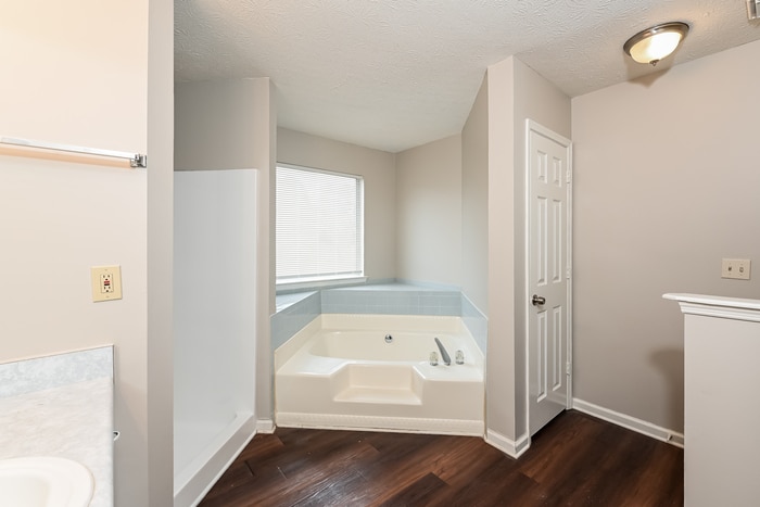 Building Photo - 6511 Mill Ct