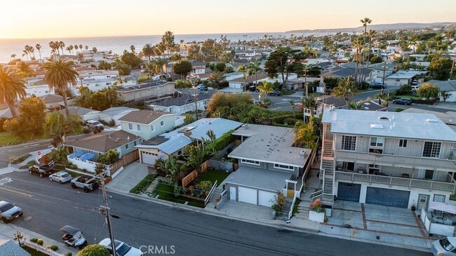 Building Photo - 256 Avenida Madrid