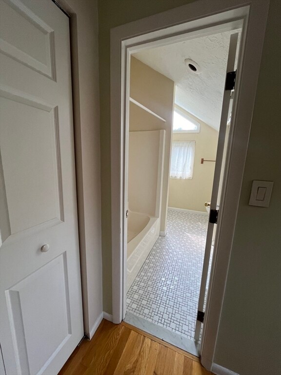 Building Photo - 193 Lake St