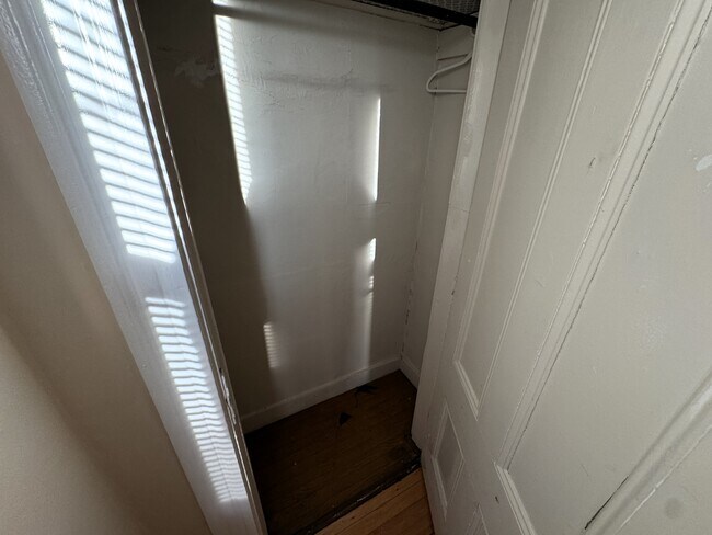 Building Photo - 377 Highland Ave