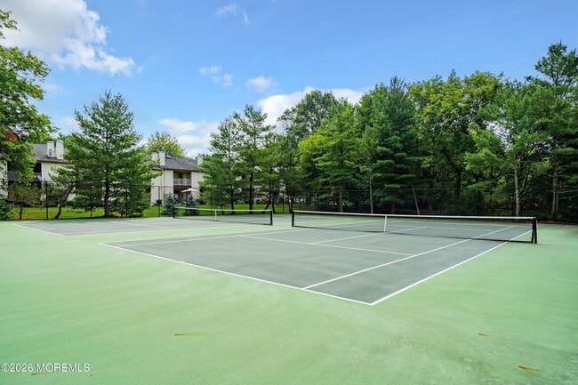 Building Photo - 5 Whistler Dr