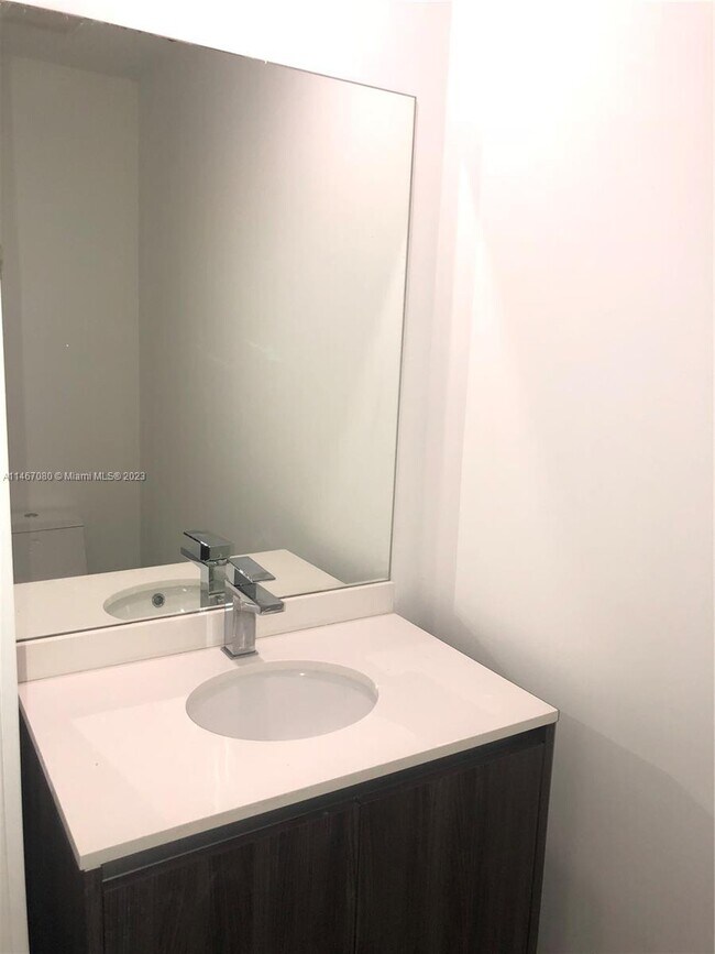 Building Photo - 488 NE 18th St