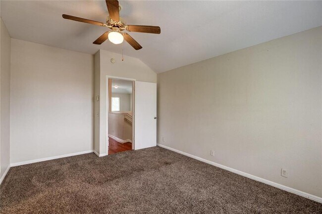 Building Photo - 16712 Hamilton Point Cir