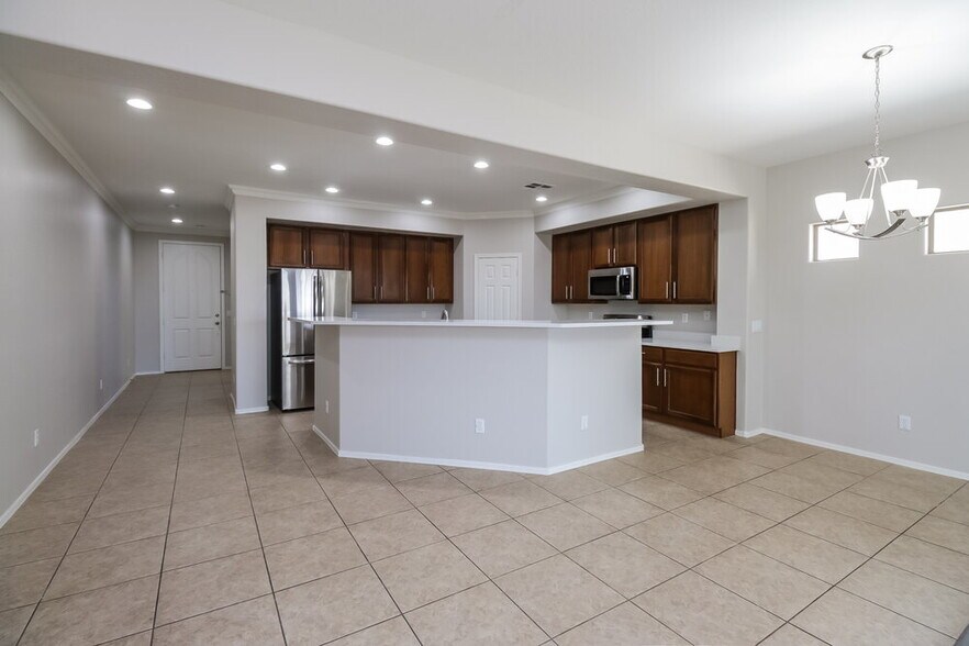 Building Photo - 4723 S 99th Dr