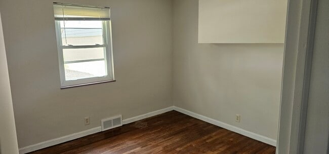 Building Photo - 4583 Ammon Rd
