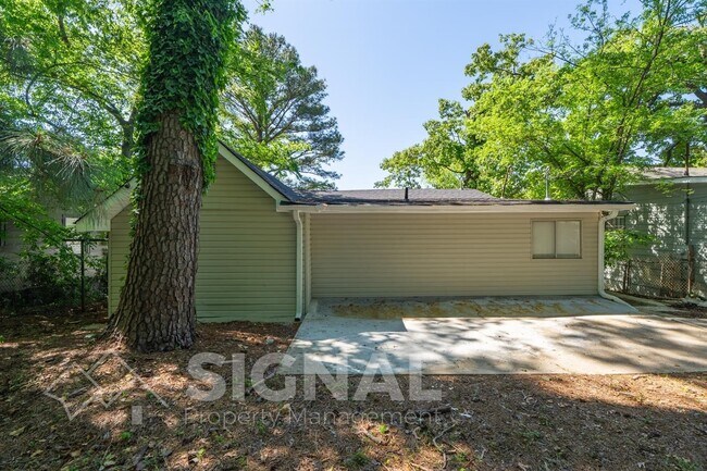 Building Photo - 1524 33rd St Ensley