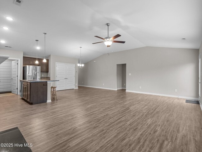 Building Photo - 227 Patriot Dr