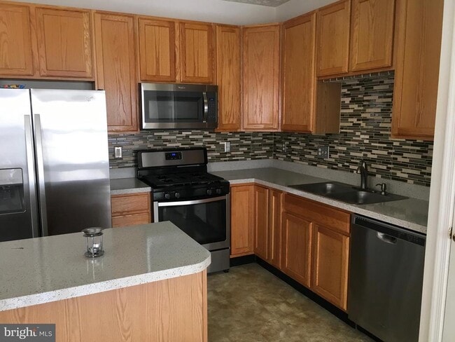 Building Photo - 8376 Frostwood Dr