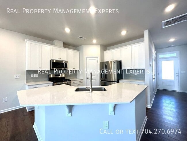 Building Photo - 13123 Cottage Crst Ln