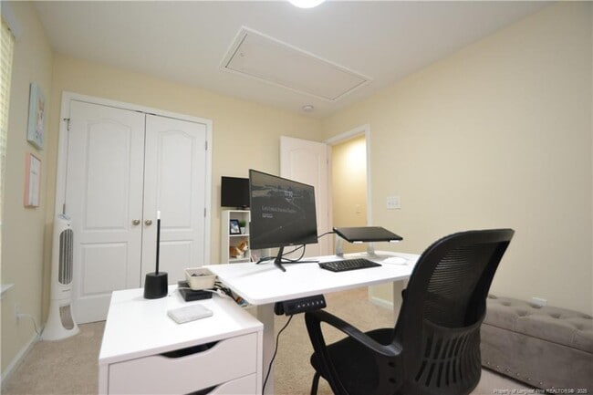 Building Photo - 3115 Manhasset Ln
