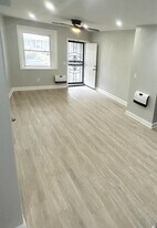 Building Photo - 4749 Bingham St