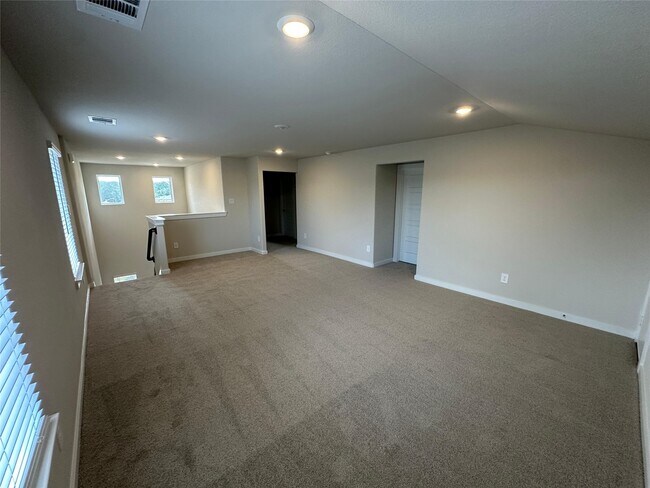 Building Photo - 1908 Velvet Oak Ln