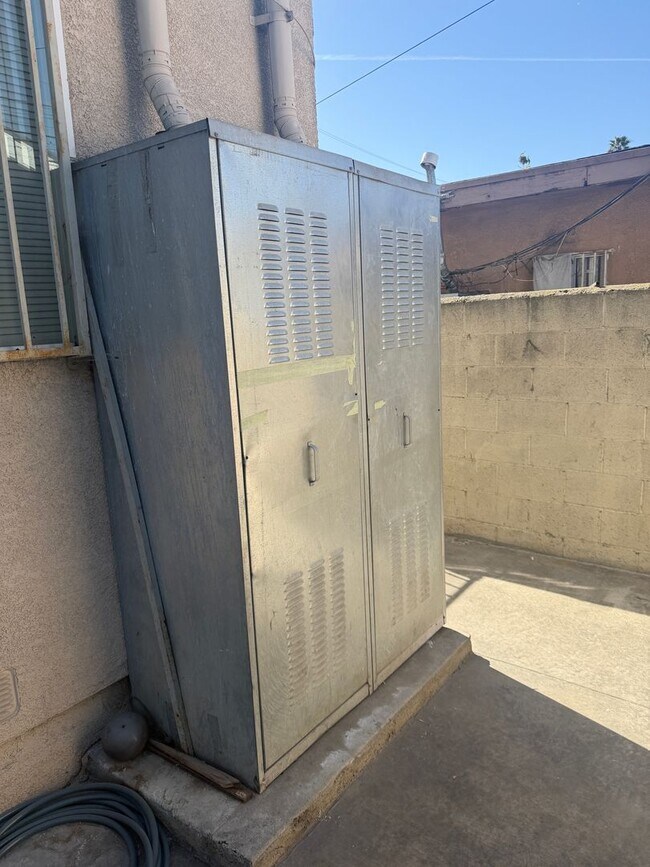 Building Photo - 79(633)