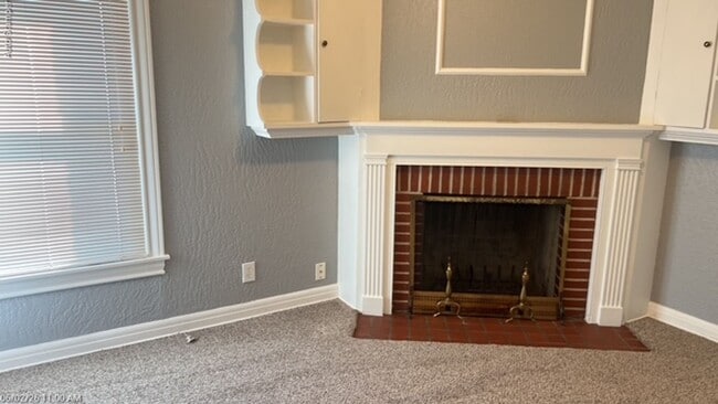 Building Photo - 4600 Calmont Ave