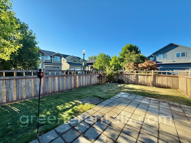Building Photo - 4BR 2.5BA Home in West Olympia