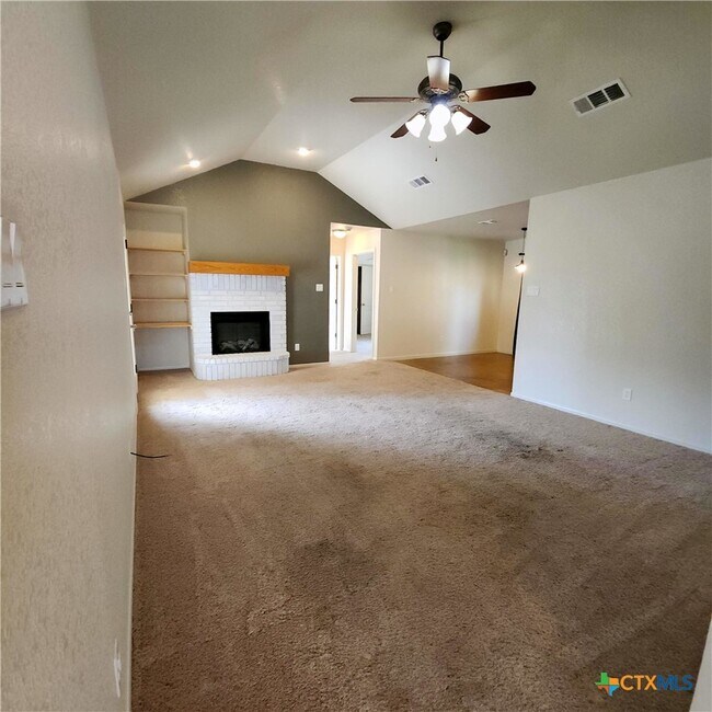 Building Photo - 3509 Lauren St