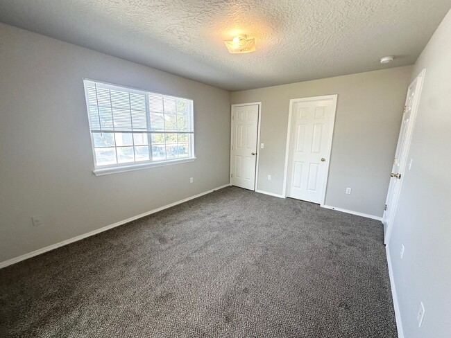 Building Photo - Corsair Lane 2