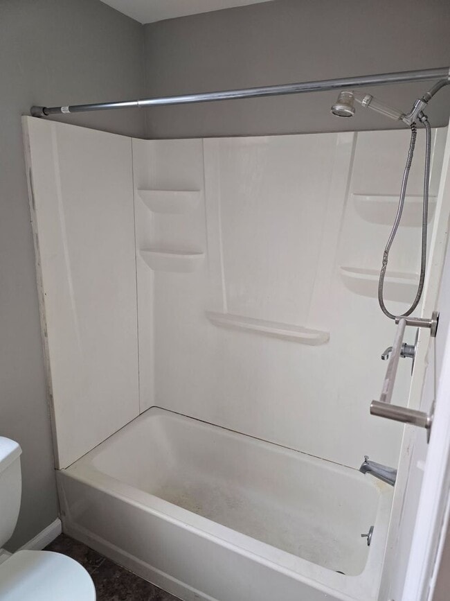 Building Photo - 1938 E Elkhart St