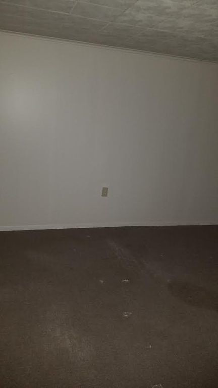 Building Photo - 12734 Riverview St