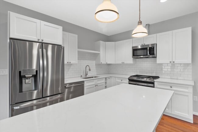 Building Photo - 1697 N Marshall St