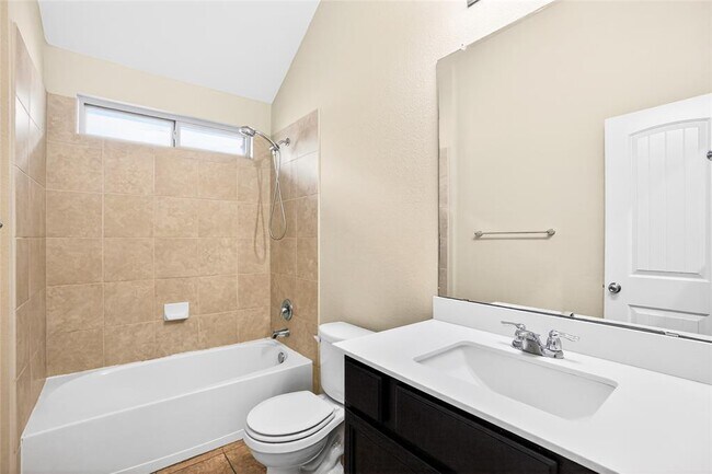 Building Photo - 15102 Walcott Dr