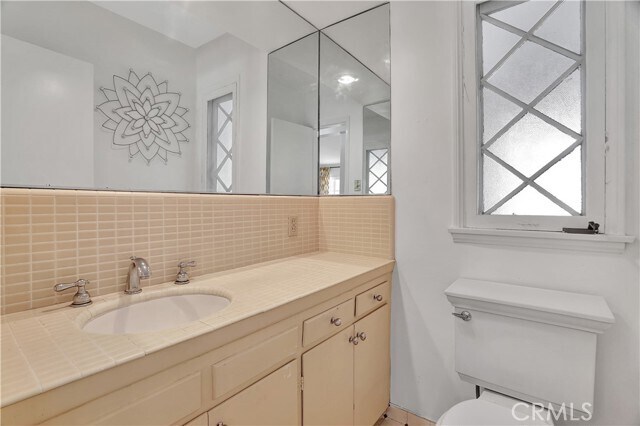 Building Photo - 5835 Jumilla Ave