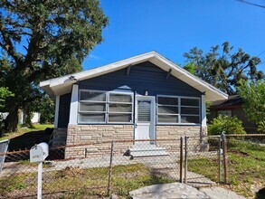 Building Photo - Charming 3-Bedroom Home for Rent – Your Dr...