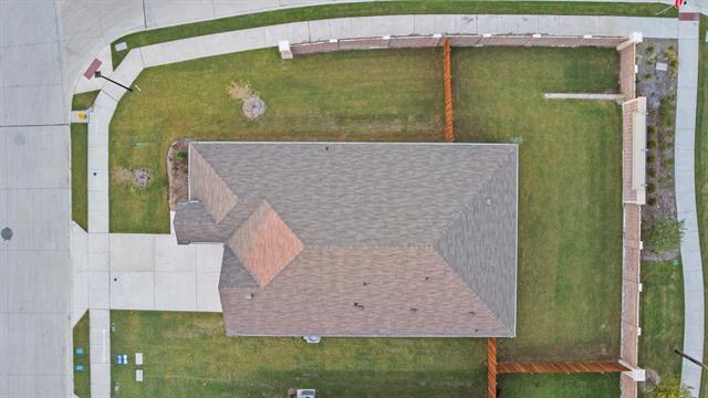 Building Photo - 1008 Chestnut Dr