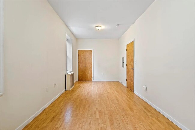 Building Photo - 103 Westover Pl