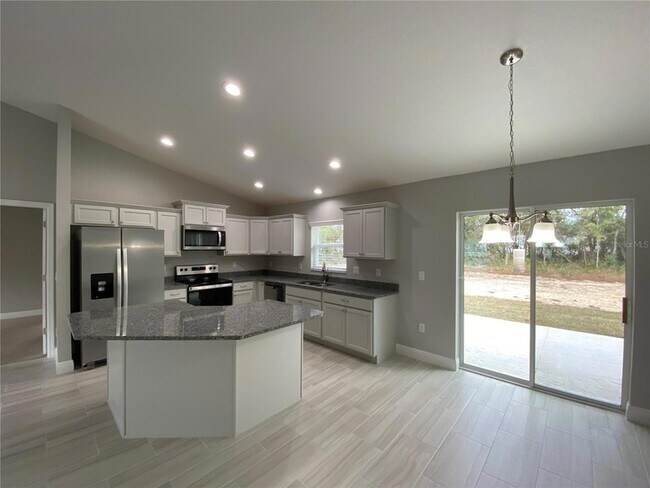 Building Photo - 13791 SW 33rd Terrace