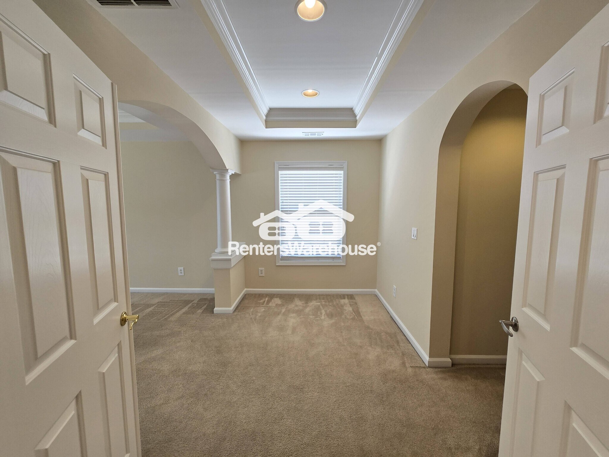 Building Photo - 2761 Autumn View Dr